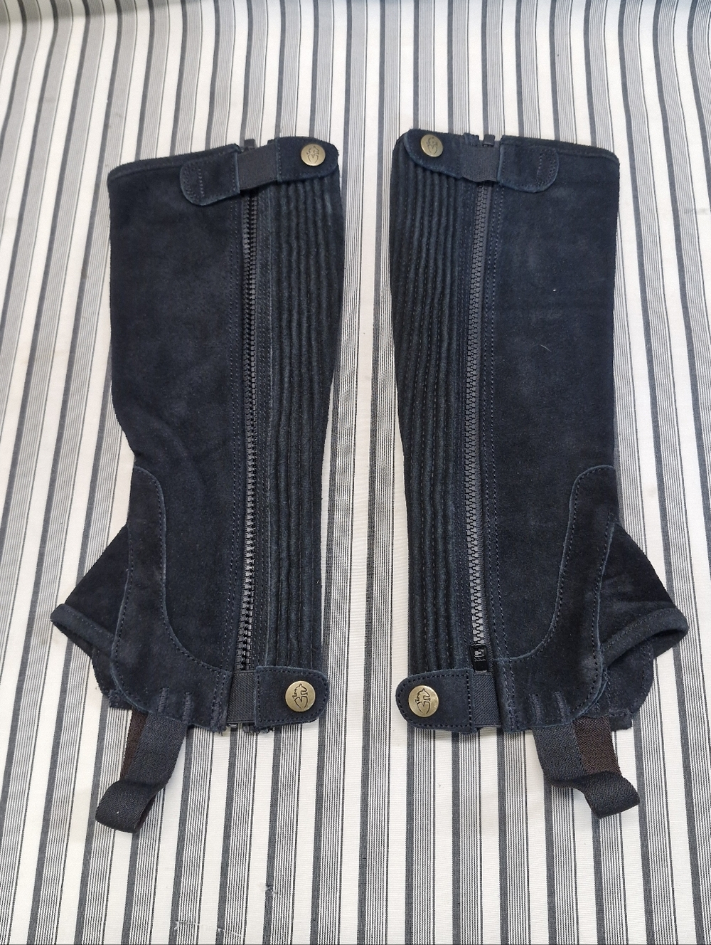 Moretta Suede Half Chaps Kids XL Black Equestrian Riding